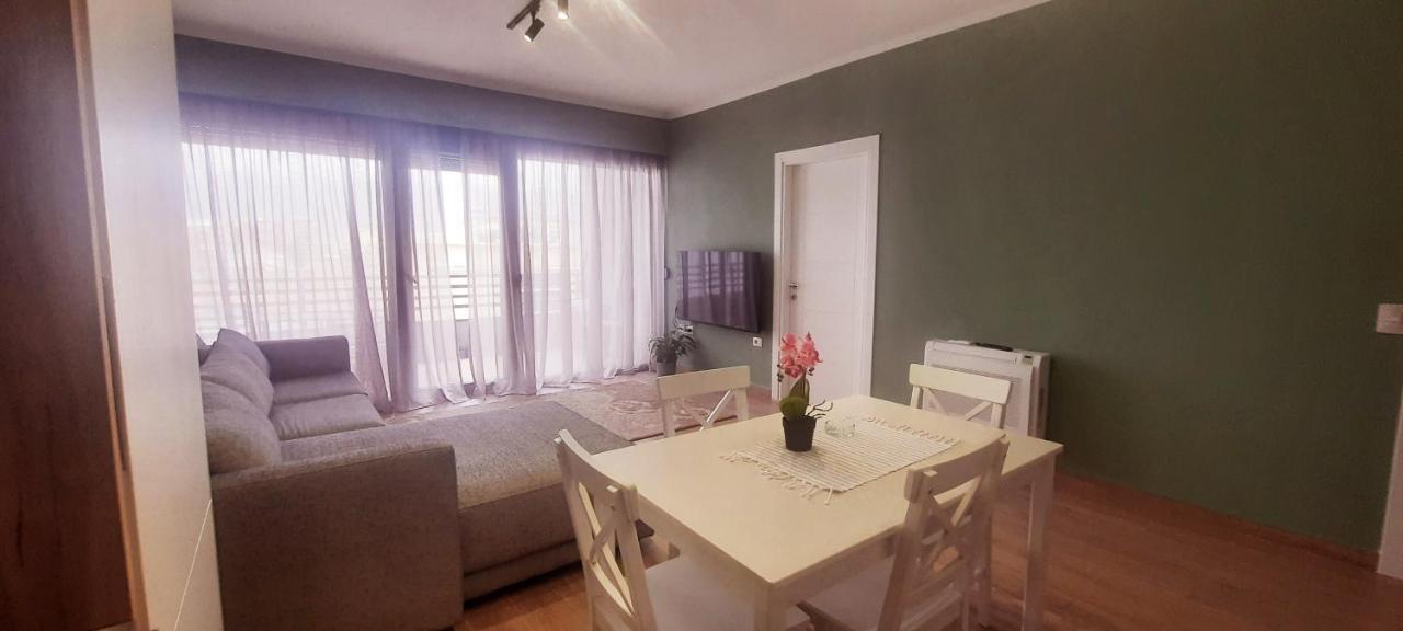 Flower Apartment Tiran Dış mekan fotoğraf