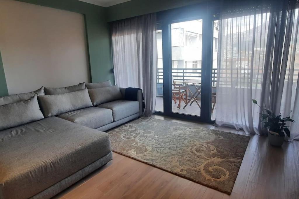 Flower Apartment Tiran Dış mekan fotoğraf