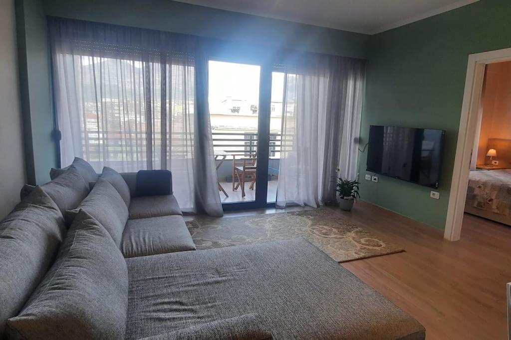 Flower Apartment Tiran Dış mekan fotoğraf